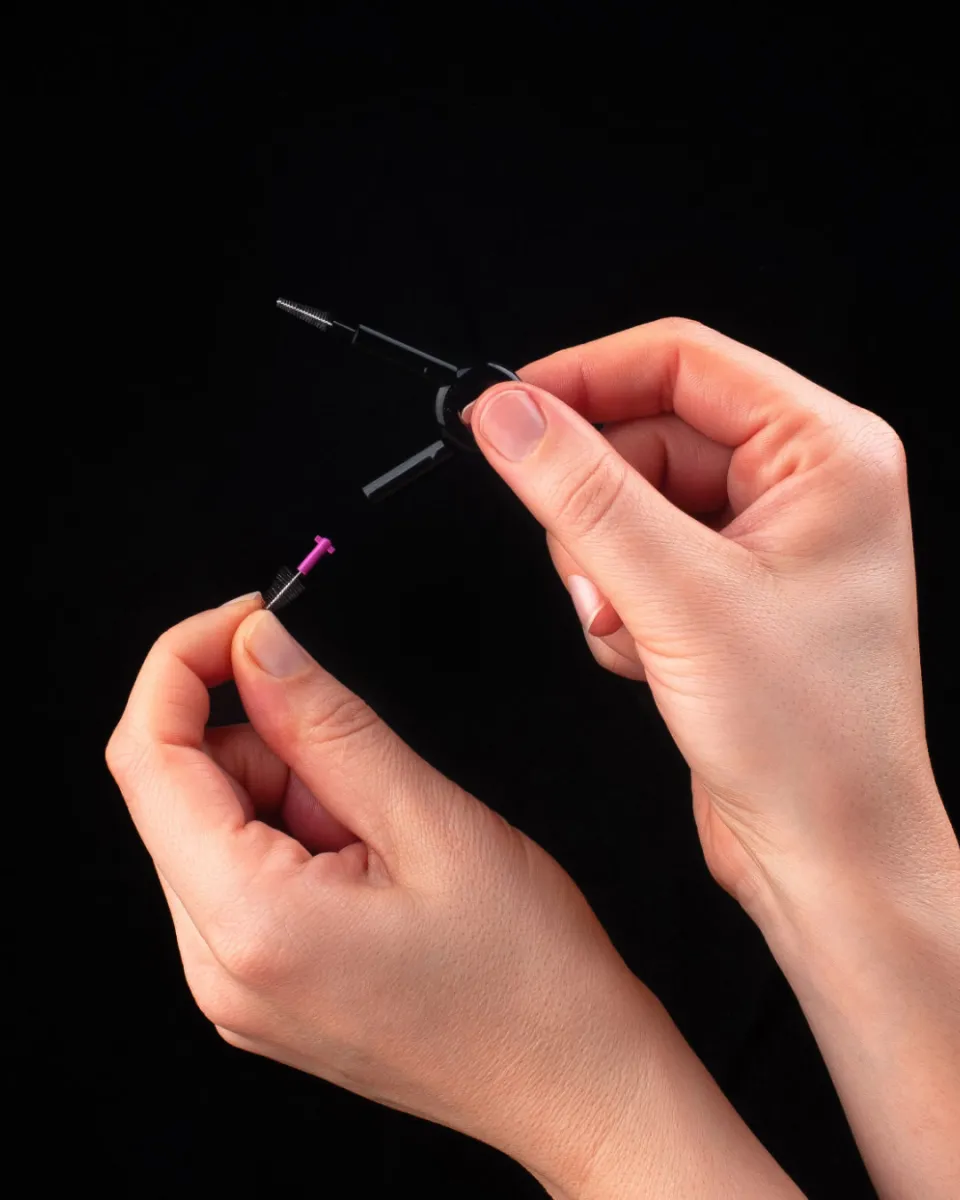 Black is white Carbon S refill