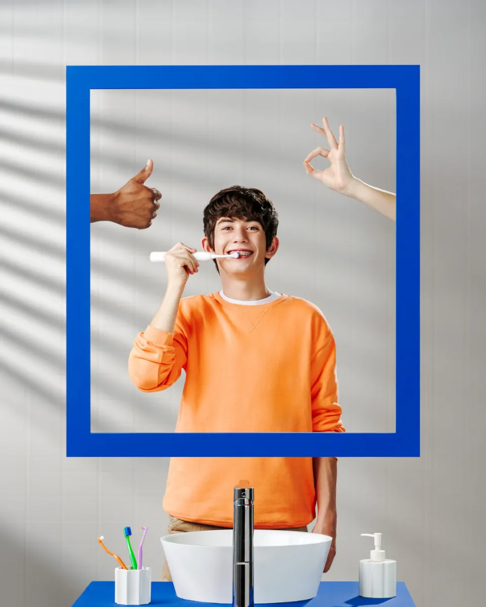 Curaprox Hydrosonic Brush Heads in Vibrant Rainbow Colours – Superior Clean, Gentle Care, Enjoyable Routine.