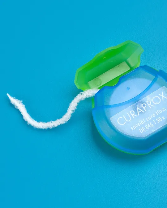 Special floss for implants and braces